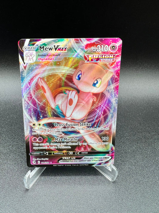 POKEMON CARD Mew VMAX - SWSH08: Fusion Strike (SWSH08)
